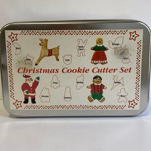 PUBLIX CHRISTMAS HOLIDAY METAL COOKIE CUTTERS